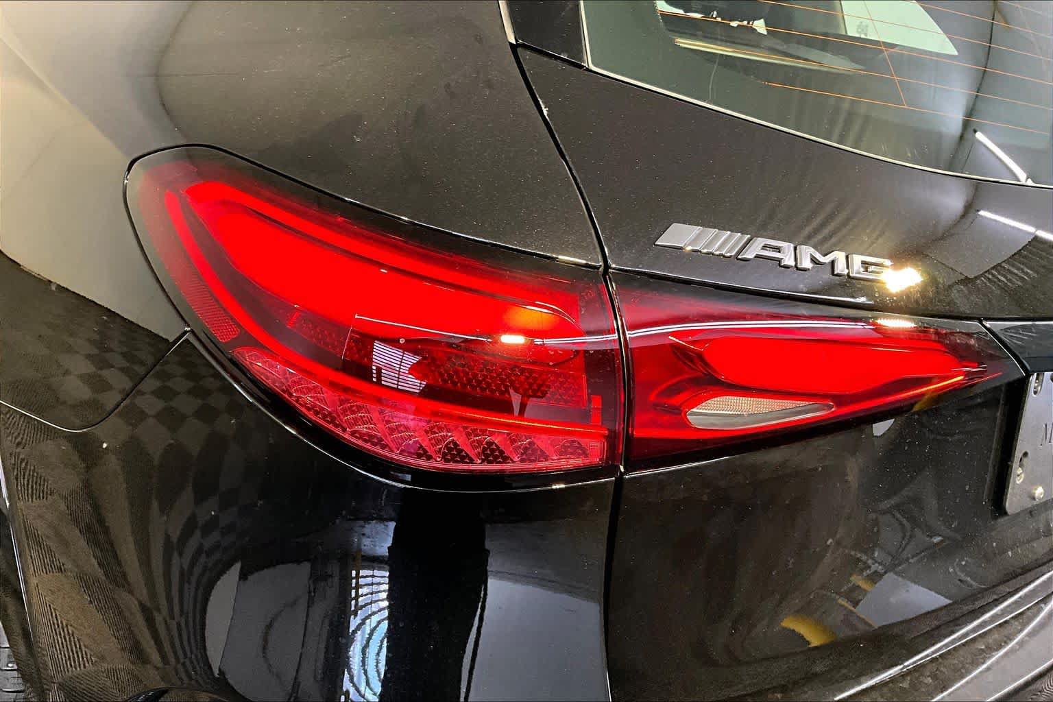 New 2026 Mercedes-Benz GLC 43 AMG 4MATIC image 5