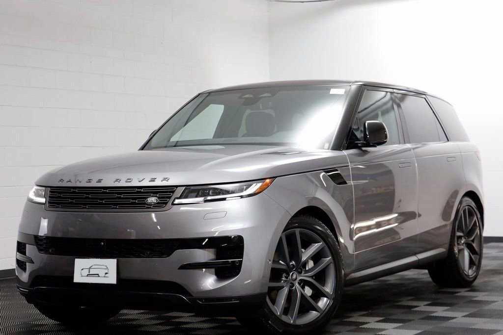 Used 2025 Land Rover Range Rover Sport SE image 1