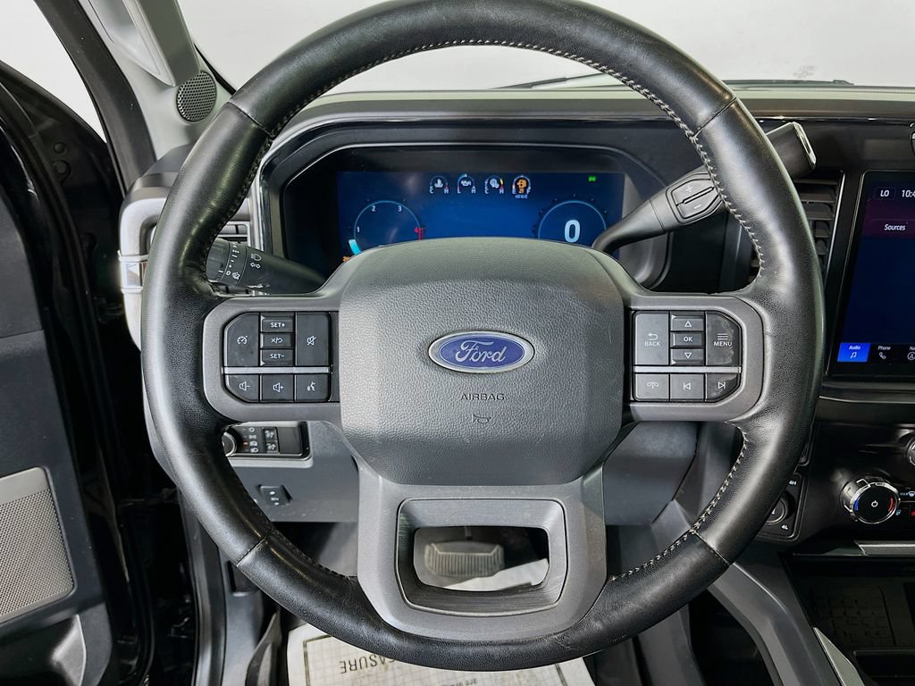 Used 2024 Ford F250 Lariat w/ Black Appearance Package AWD/4WD image 14