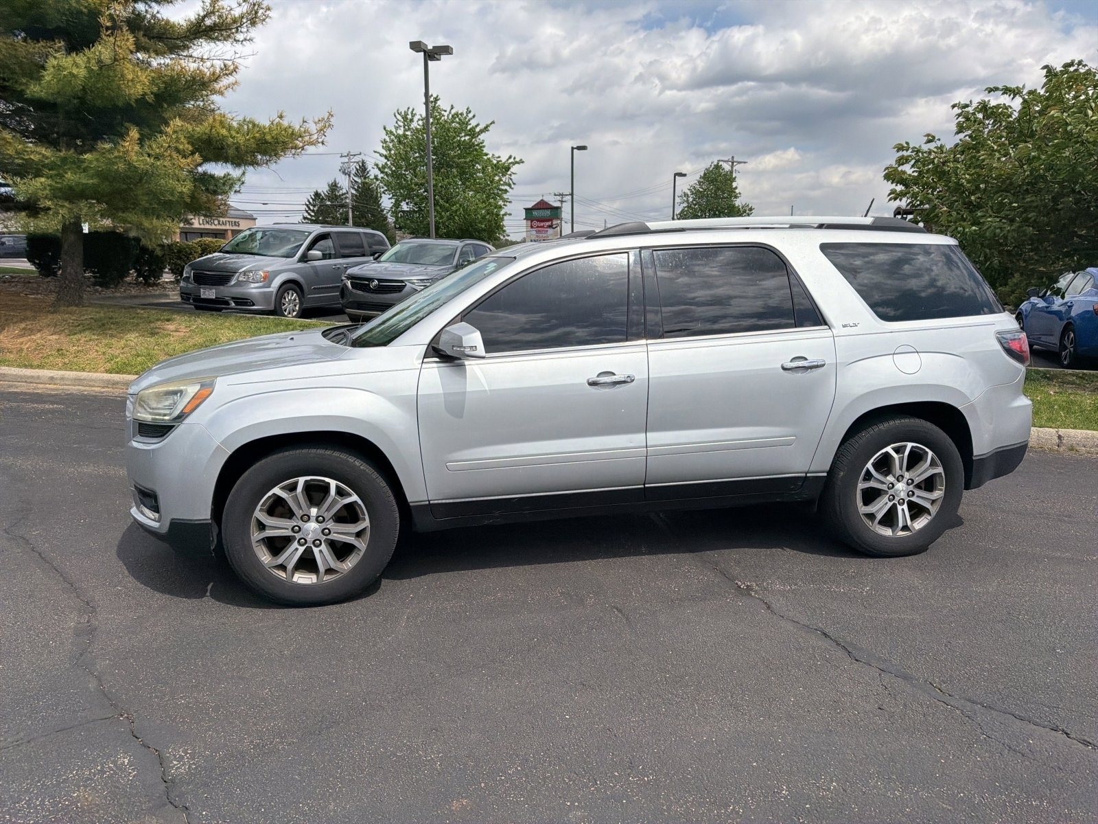 Used 2016 GMC Acadia SLT w/ Open Road Package AWD/4WD image 4