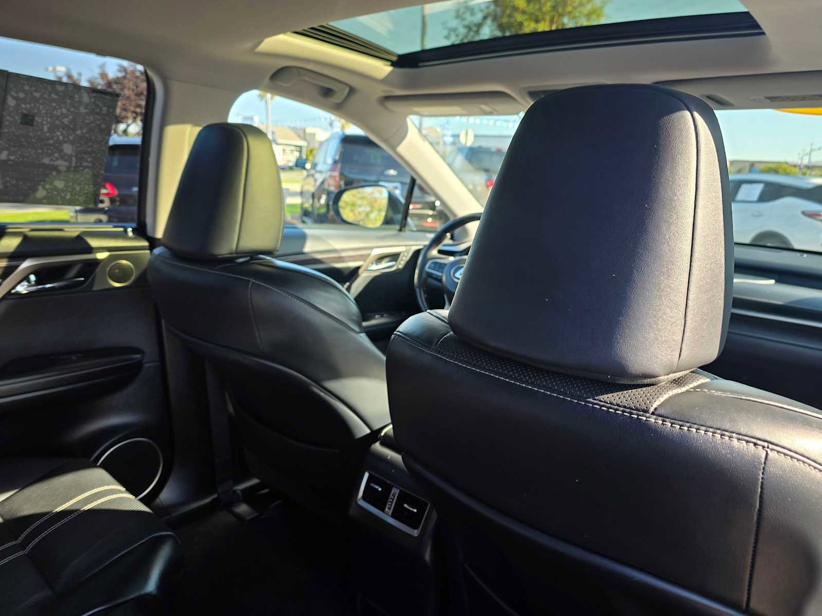 Certified 2022 Lexus RX 350L Luxury image 15