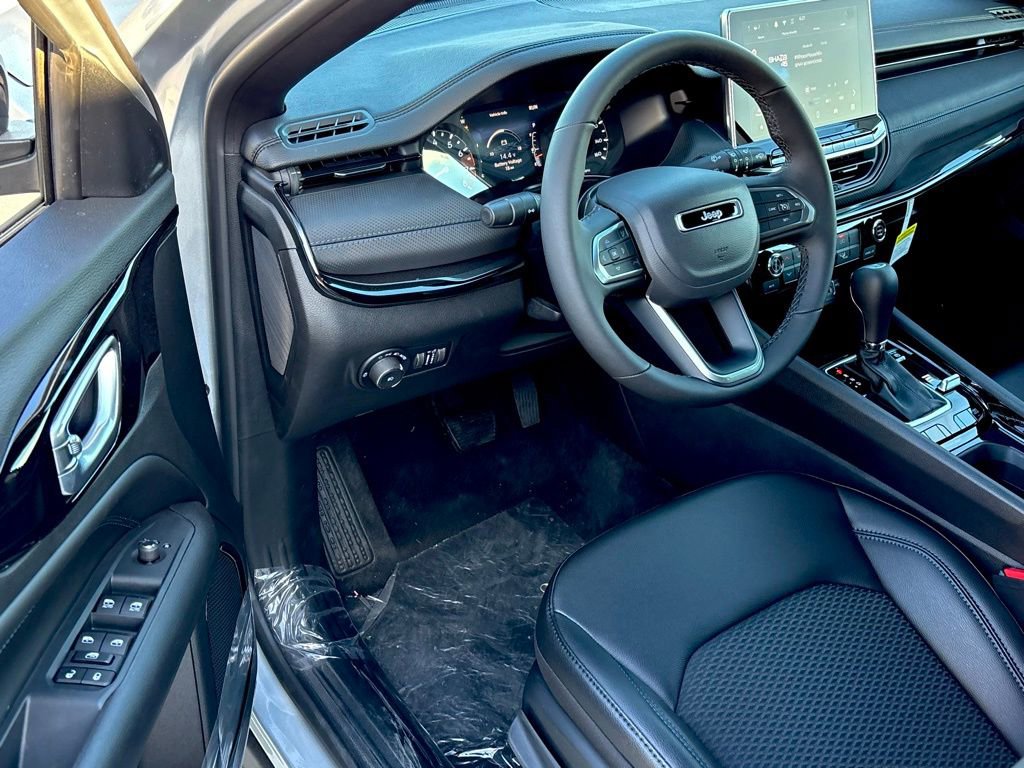 New 2026 Jeep Compass Altitude image 10