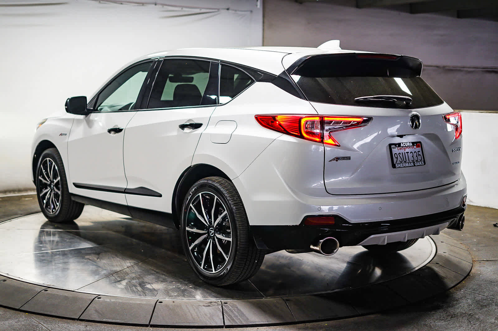 Used 2025 Acura RDX A-Spec image 7