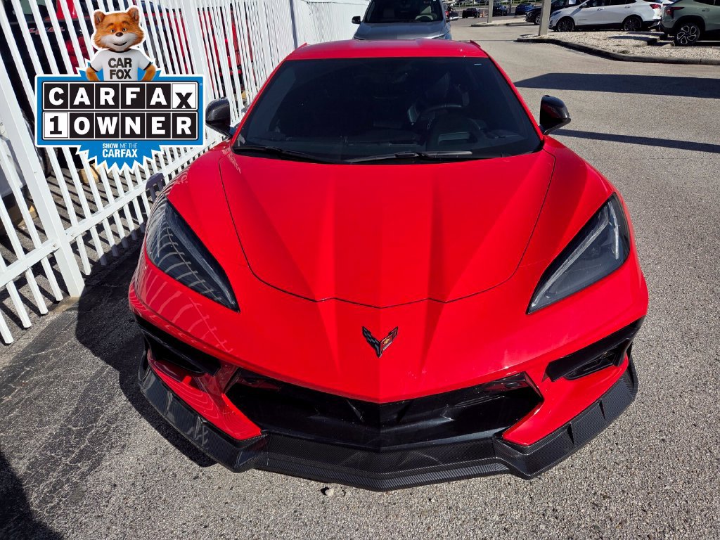 Used 2021 Chevrolet Corvette Stingray Premium Cpe w/ Z51 Performance Package RWD image 2