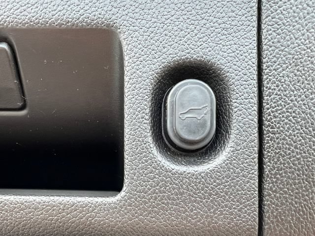 Used 2019 GMC Yukon SLE w/ SLE Value Package AWD/4WD image 36