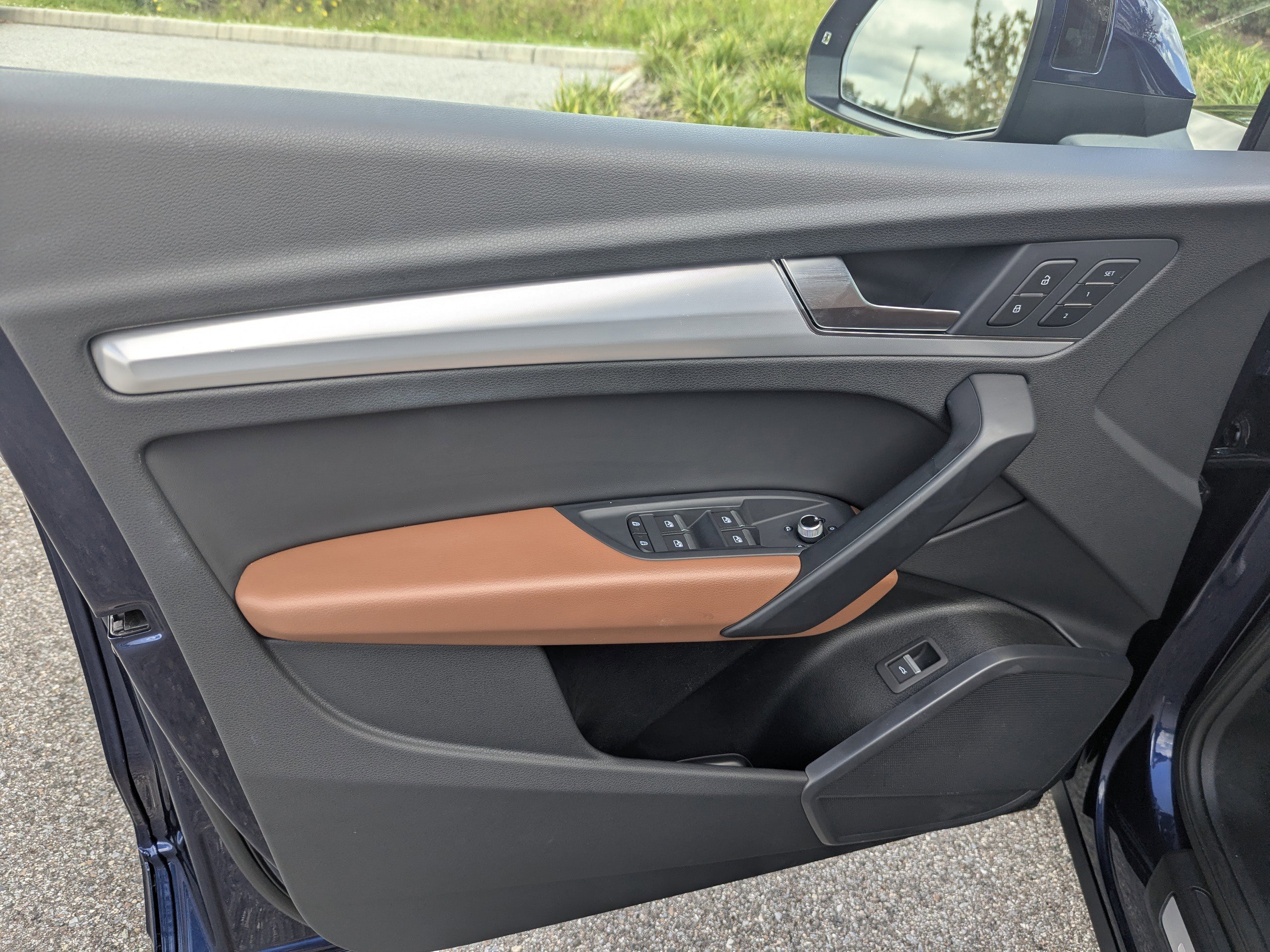 Certified 2025 Audi Q5 2.0T Premium w/ Convenience Plus Package image 22