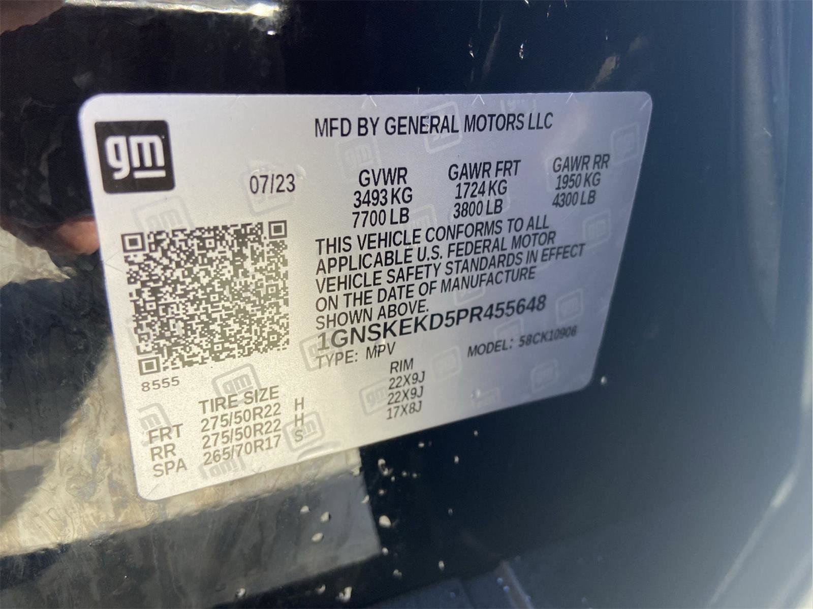 Used 2023 Chevrolet Suburban RST w/ Luxury Package AWD/4WD image 35