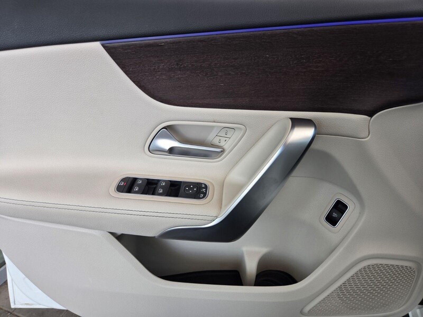 Certified 2022 Mercedes-Benz A 220 image 23