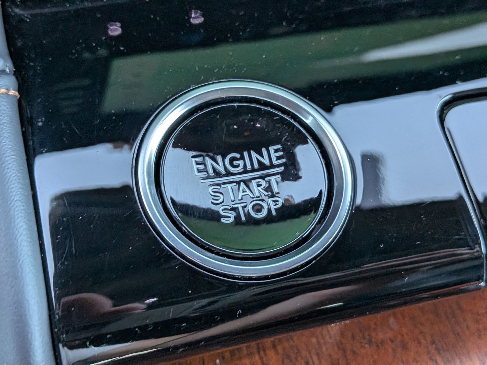 Certified 2025 Lincoln Navigator L Black Label image 34