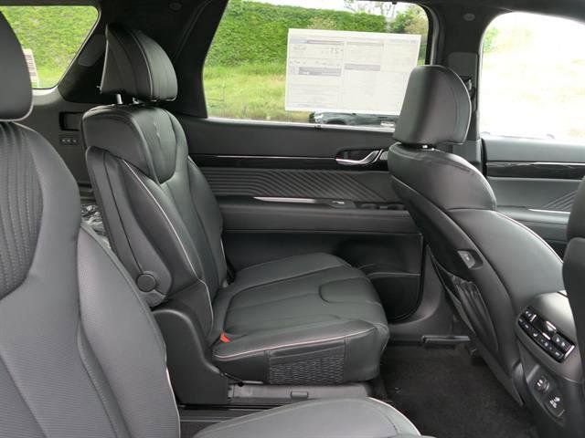 New 2025 Hyundai Palisade Calligraphy AWD/4WD image 24
