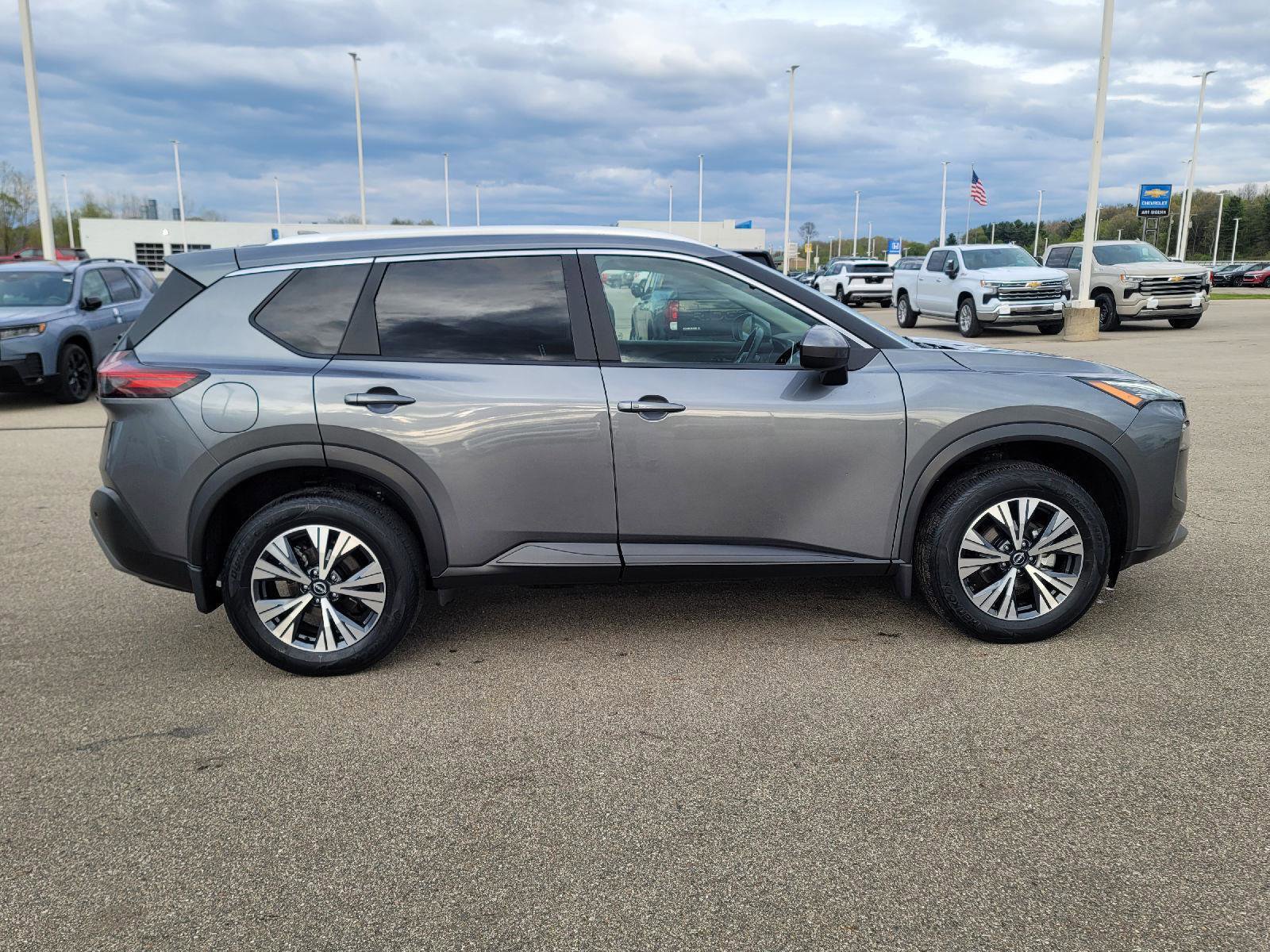 Used 2023 Nissan Rogue SV w/ SV Premium B Package AWD/4WD image 13