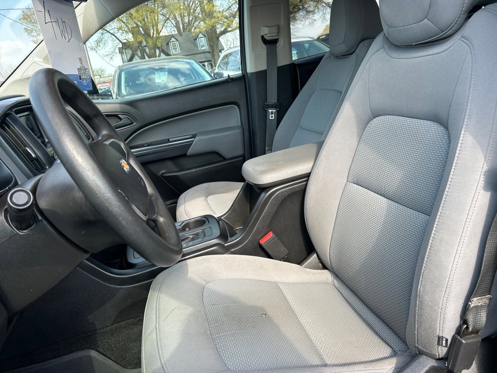 Used 2017 Chevrolet Colorado W/T w/ WT Convenience Package image 11