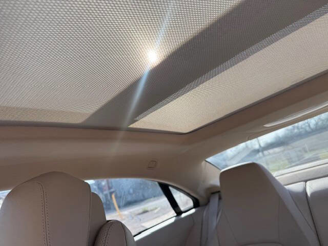 Used 2014 Mercedes-Benz E 550 Coupe image 37