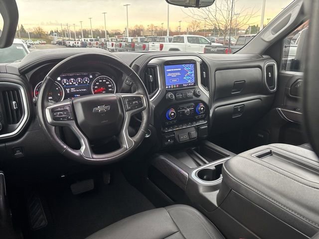 Used 2022 Chevrolet Silverado 3500 LTZ w/ LTZ Plus Package AWD/4WD image 32