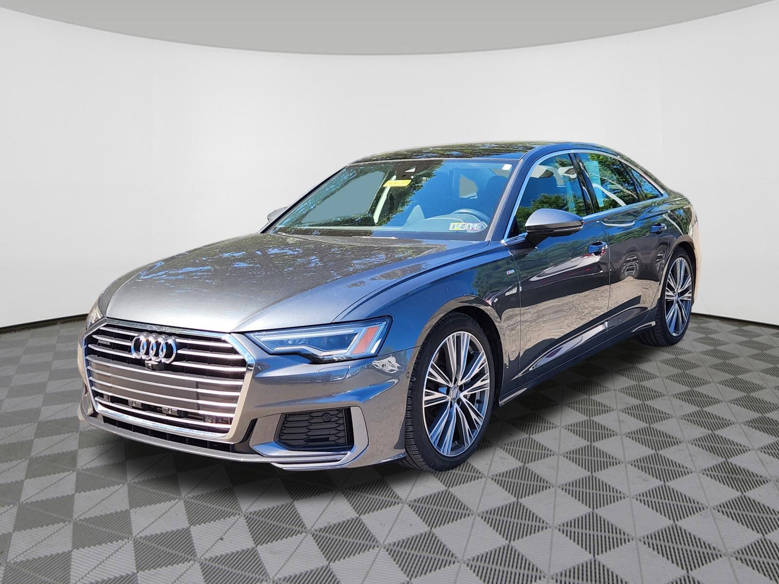 Used 2019 Audi A6 3.0T Premium Plus w/ Premium Plus Package AWD/4WD image 2