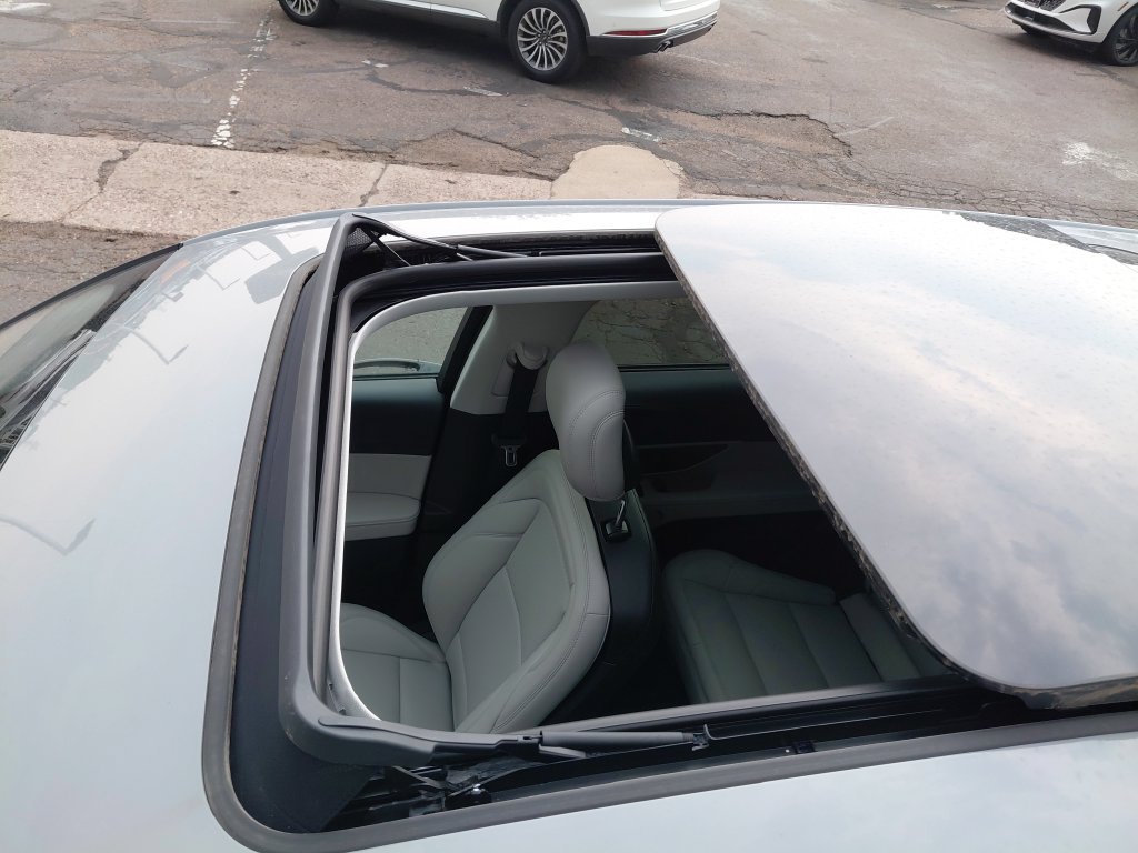 New 2026 Lincoln Nautilus Premier w/ Equipment Group 102A AWD/4WD image 11