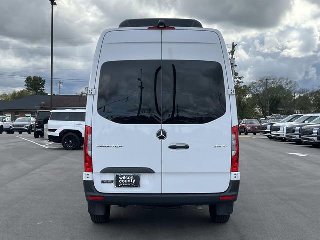 Used 2024 Mercedes-Benz Sprinter 2500 image 6