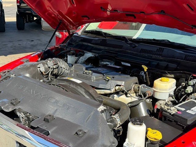 Used 2018 RAM 3500 Tradesman w/ Chrome Appearance Group AWD/4WD image 30