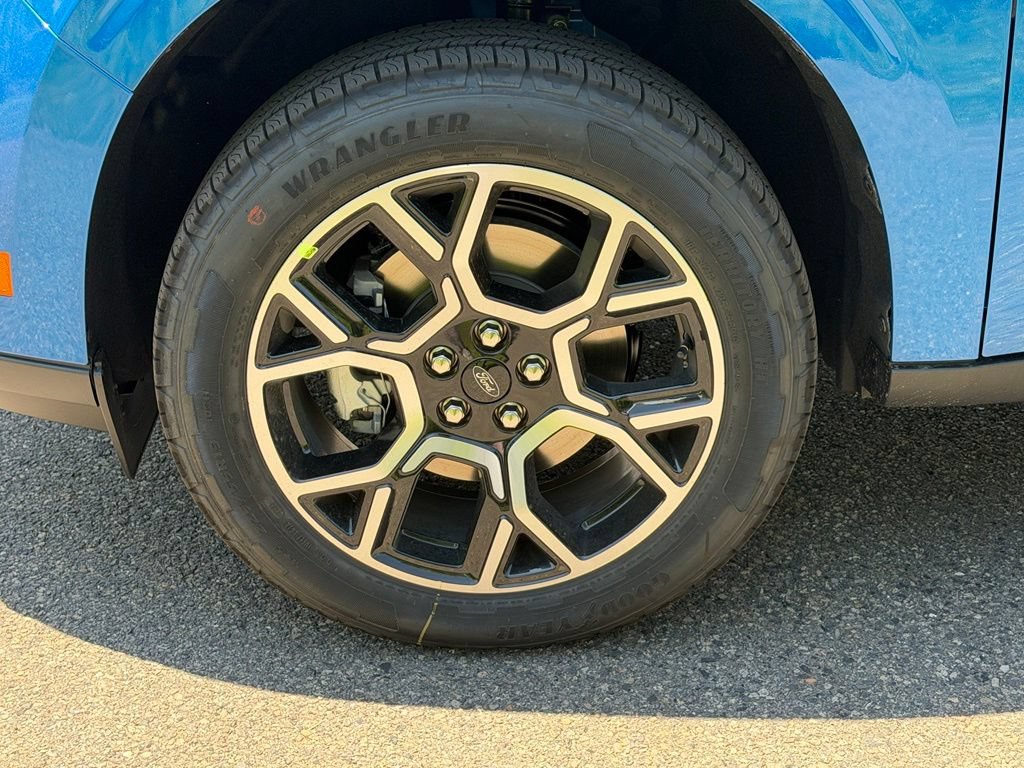New 2026 Ford Maverick Lariat AWD/4WD image 28