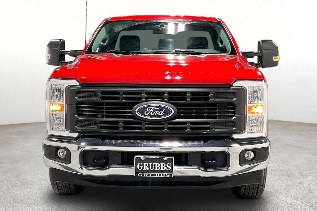Used 2025 Ford F350 XL w/ XL Chrome Package RWD image 4