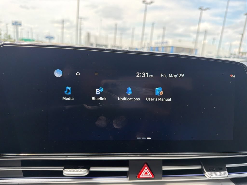 New 2026 Hyundai Elantra Limited FWD image 19