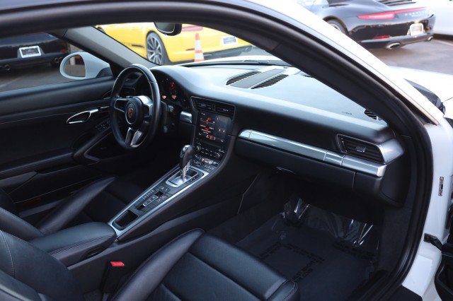 Used 2017 Porsche 911 Carrera image 42