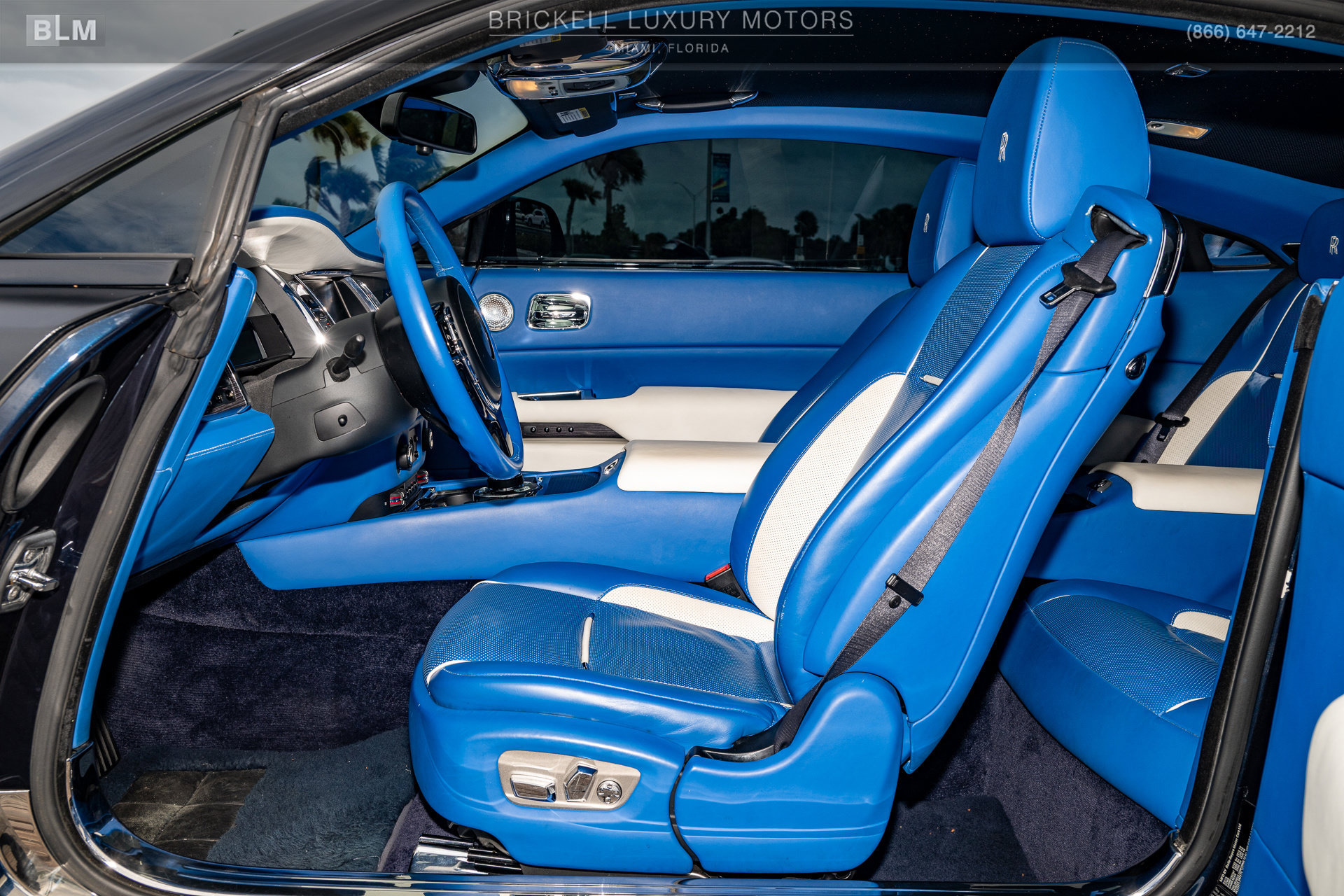 Used 2015 Rolls-Royce Wraith RWD image 17