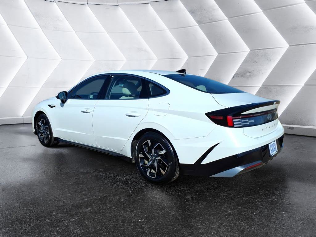 New 2025 Hyundai Sonata SEL image 3