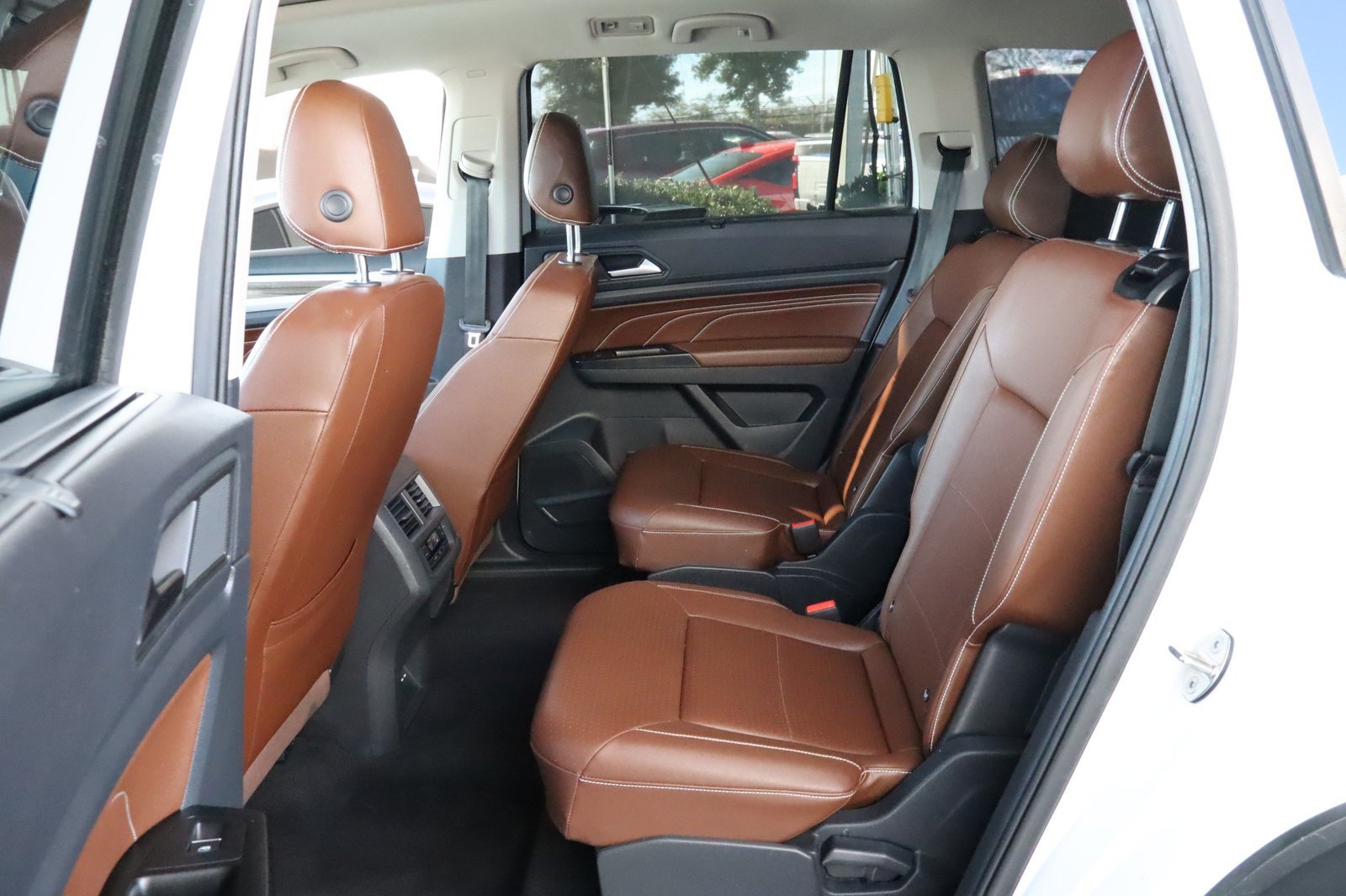 Used 2021 Volkswagen Atlas SEL AWD/4WD image 36