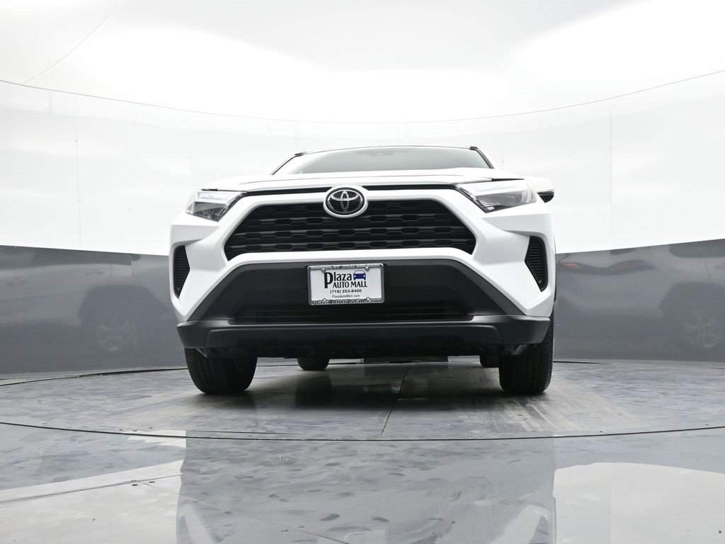 Certified 2022 Toyota RAV4 XLE image 28