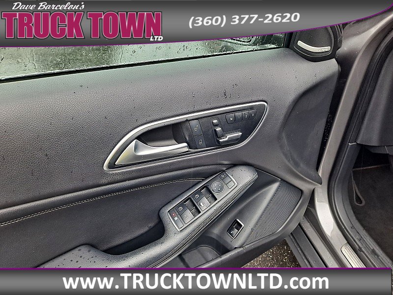 Used 2015 Mercedes-Benz GLA 250 4MATIC image 13