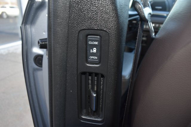 Used 2023 Honda Odyssey Elite image 40