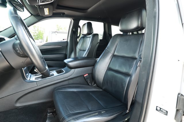 Used 2022 Jeep Grand Cherokee Limited RWD image 25