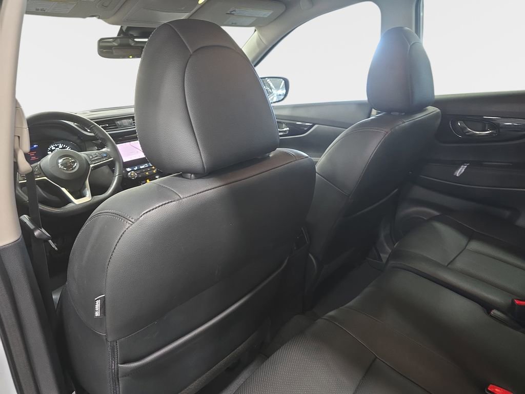 Used 2020 Nissan Rogue SL image 13