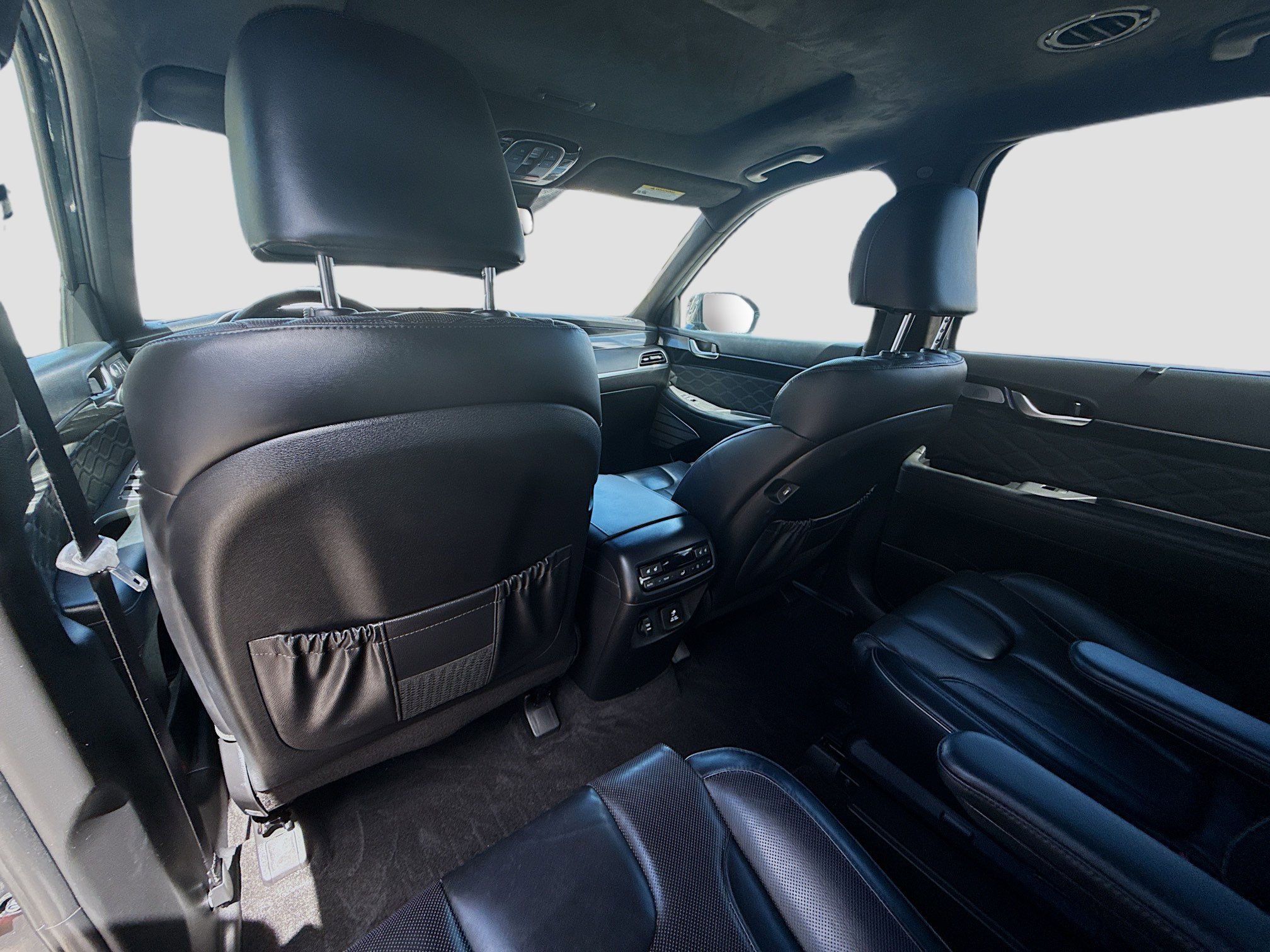 Used 2022 Hyundai Palisade Calligraphy image 23