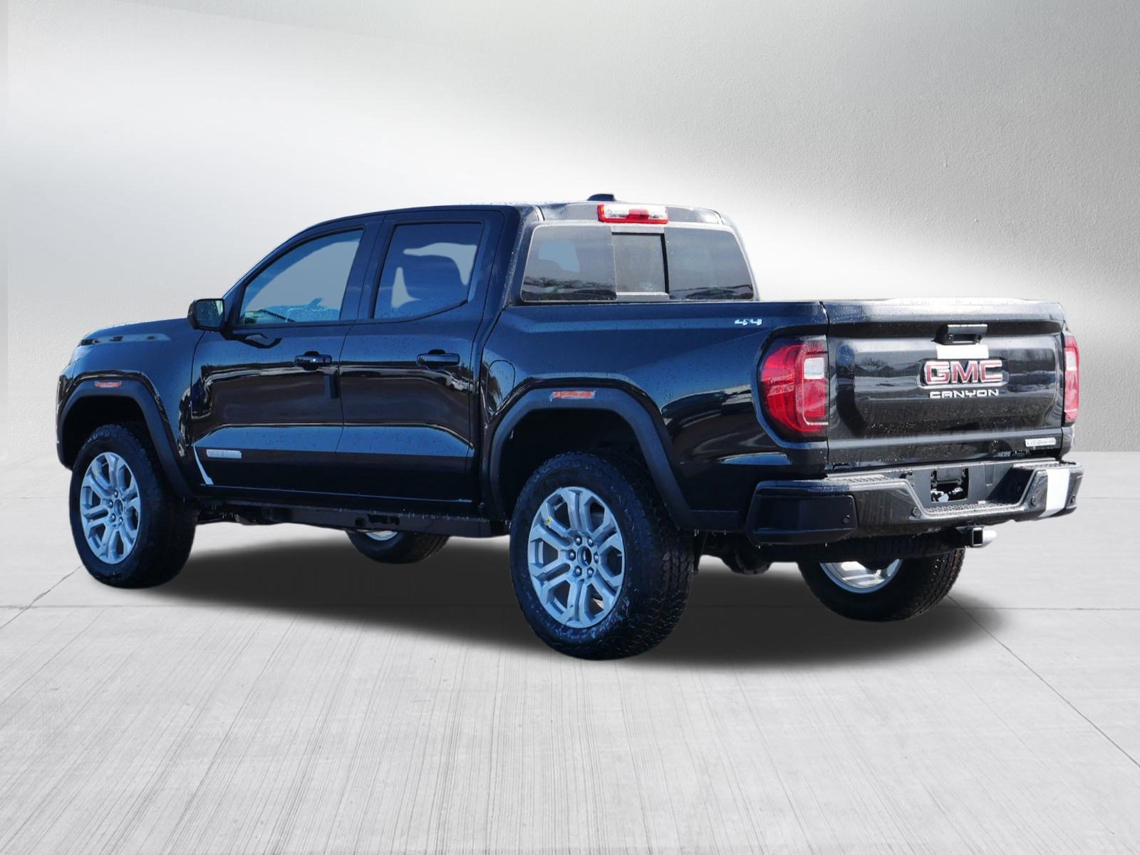 New 2026 GMC Canyon Elevation w/ Convenience Package image 3