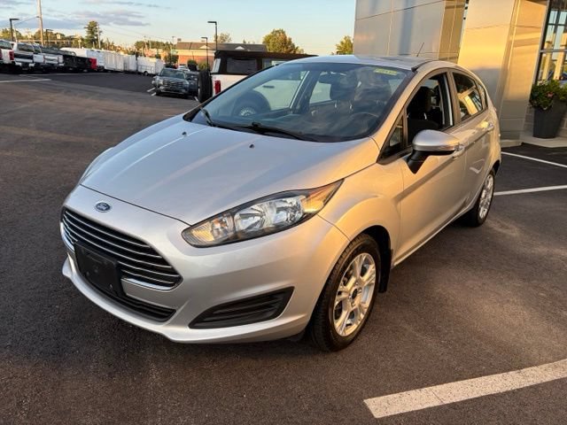 Used 2016 Ford Fiesta SE w/ Cold Weather Package FWD image 7