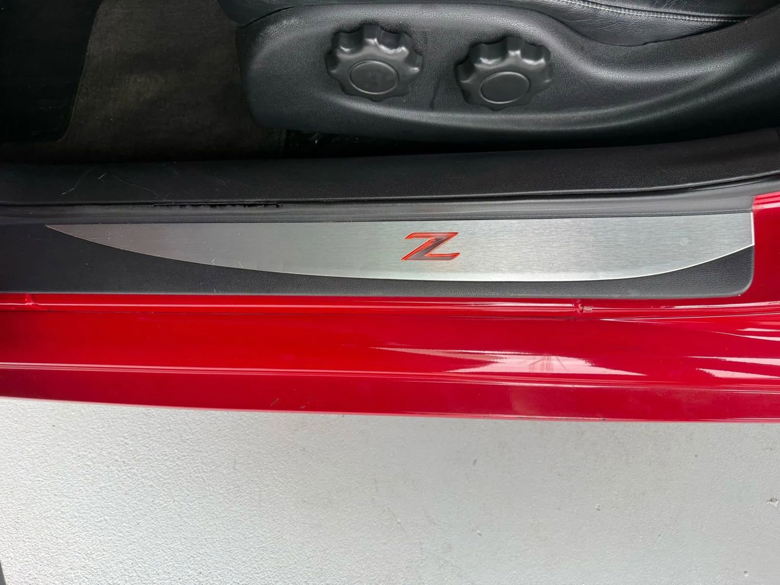 Used 2015 Nissan 370Z Touring Sport image 19