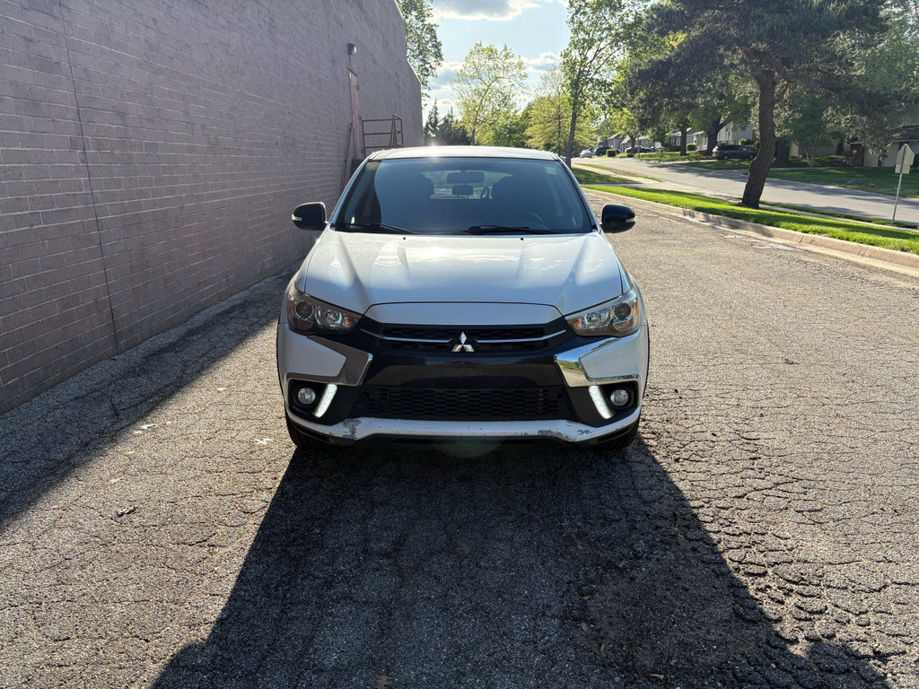 Used 2018 Mitsubishi Outlander Sport LE image 2