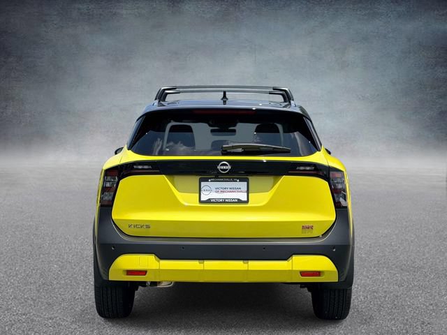 New 2026 Nissan Kicks SR w/ Interior Electronics Package FWD image 3