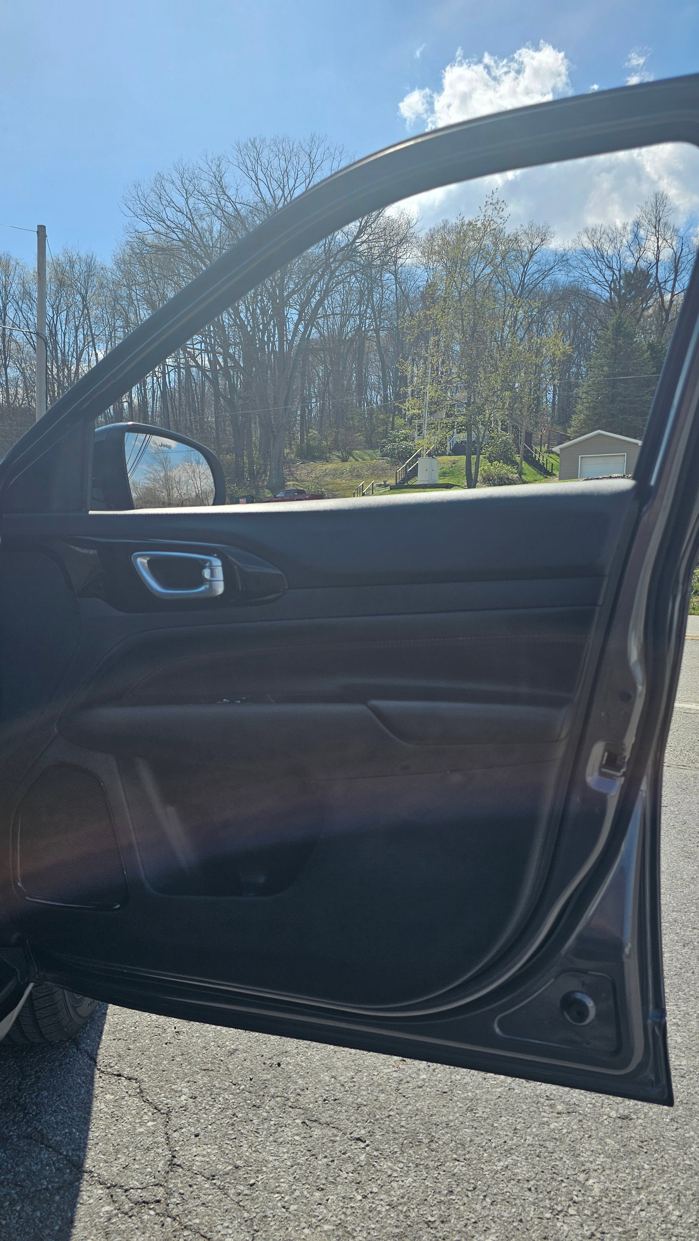 Used 2023 Jeep Compass Trailhawk AWD/4WD image 6