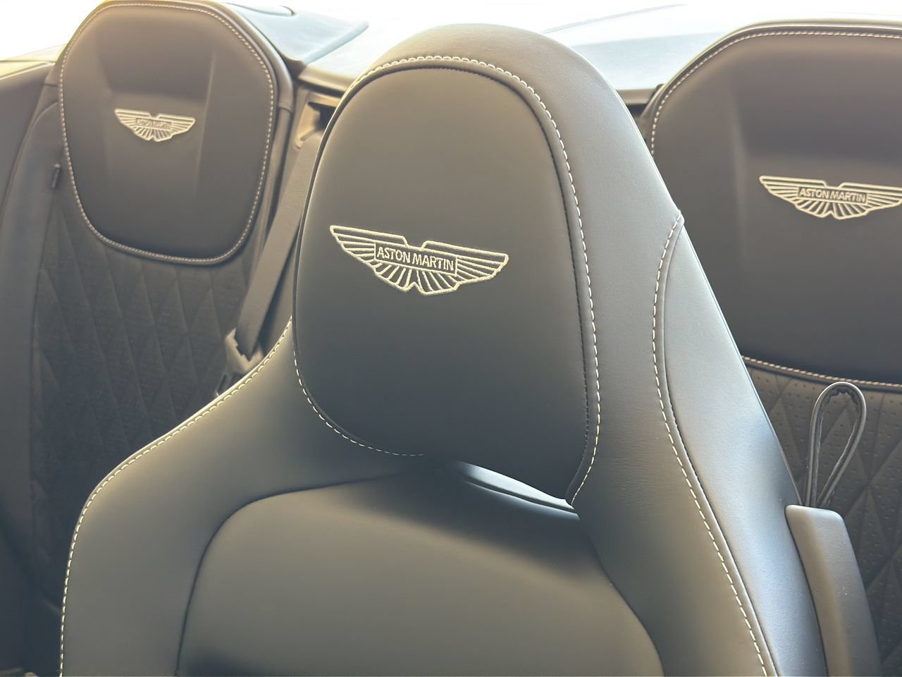 Used 2026 Aston Martin DB12 Convertible RWD image 13