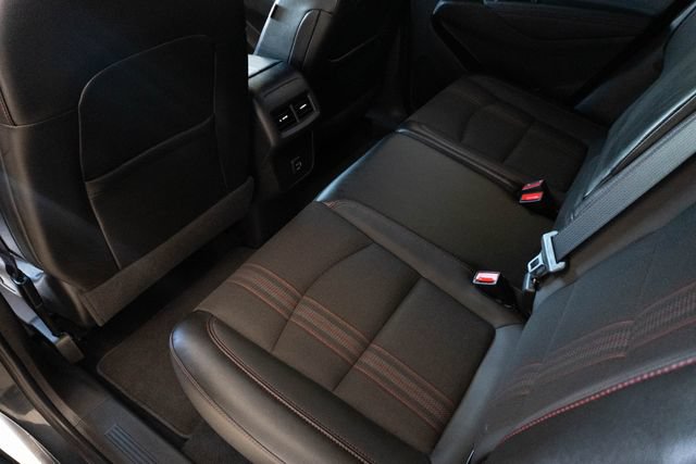 Used 2023 Chevrolet Equinox RS FWD image 19