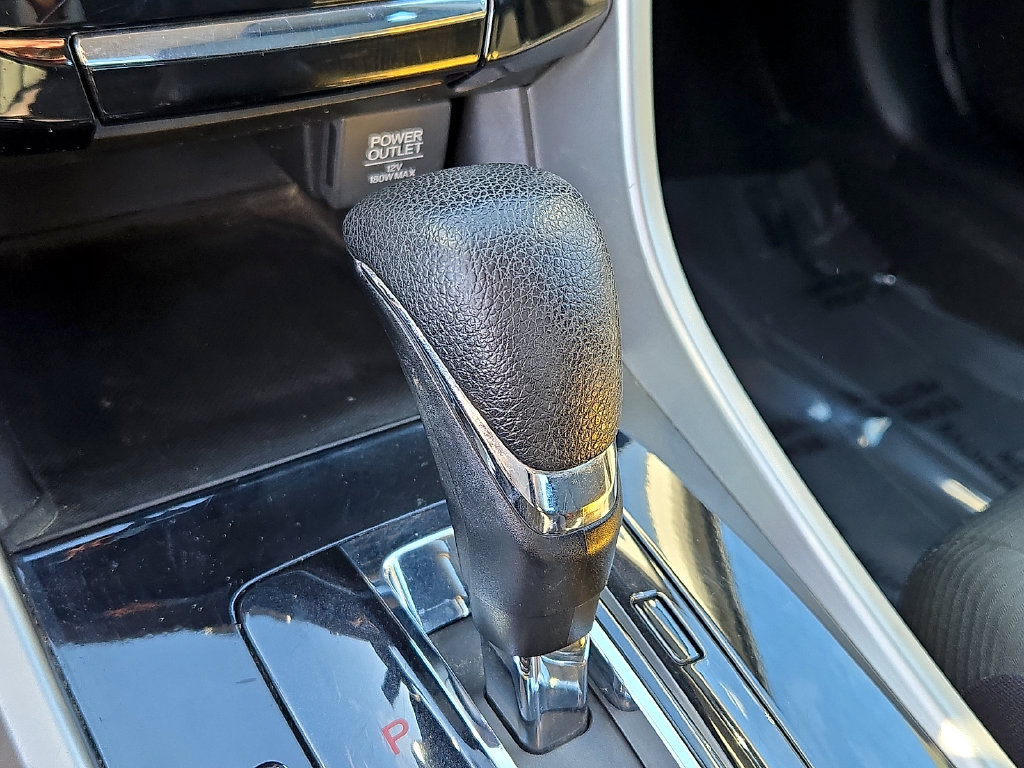 Used 2016 Honda Accord LX image 16