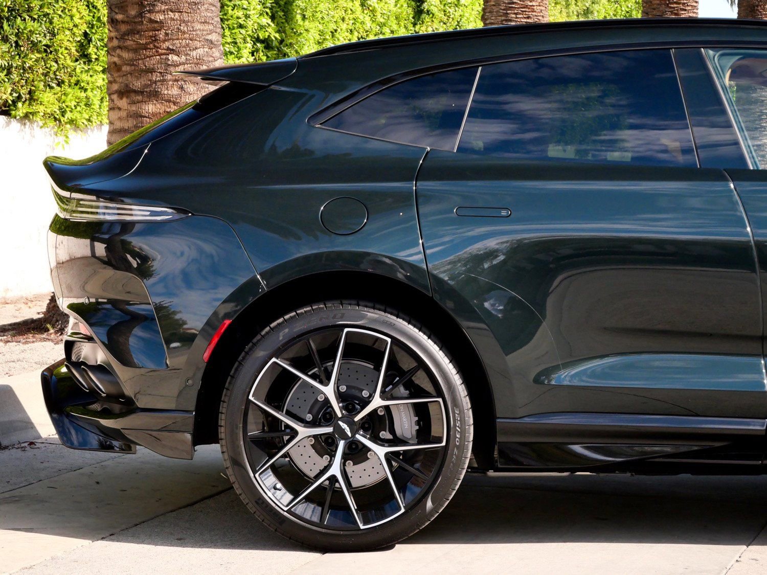 New 2026 Aston Martin DBX 707 AWD/4WD image 15