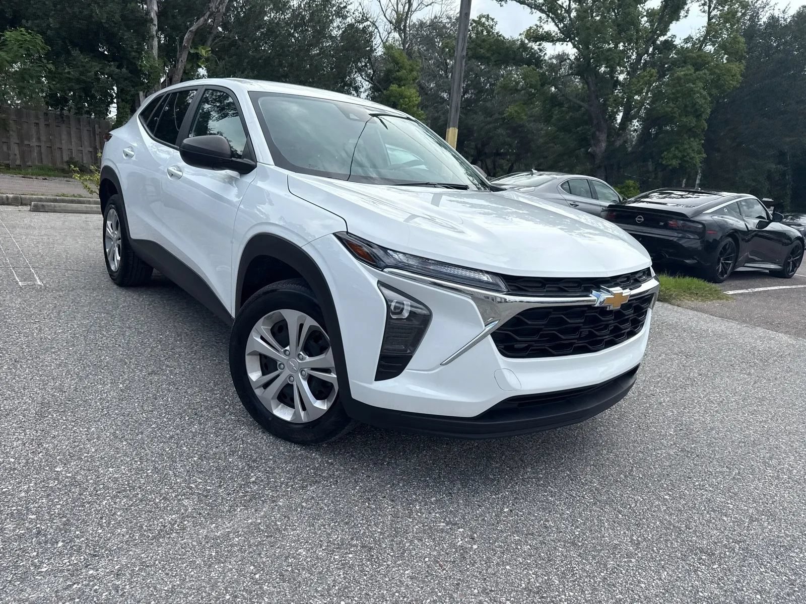 Used 2025 Chevrolet Trax LS FWD image 6