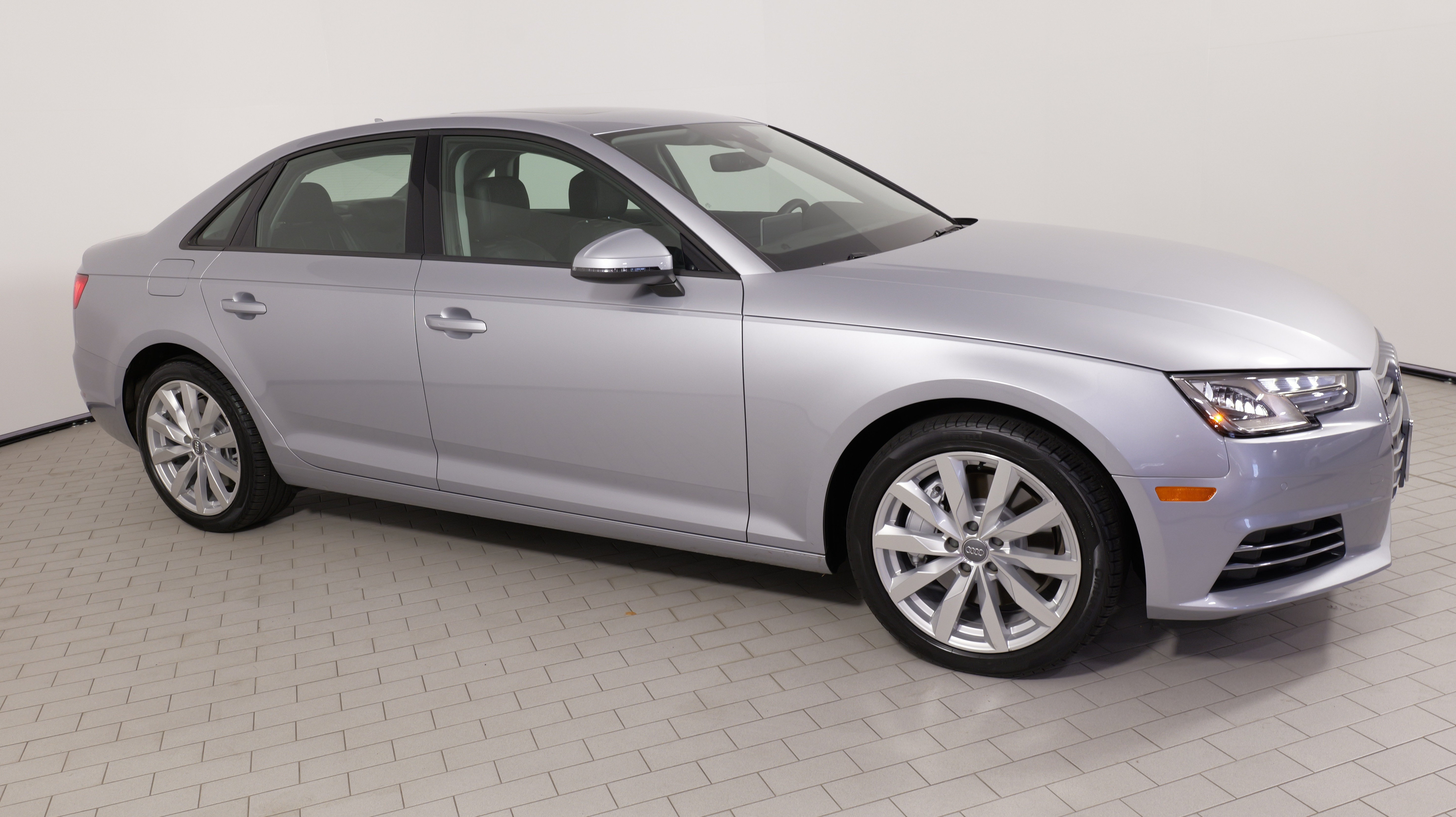 Used 2017 Audi A4 2.0T Premium w/ Audi MMI Navigation Plus AWD/4WD image 7