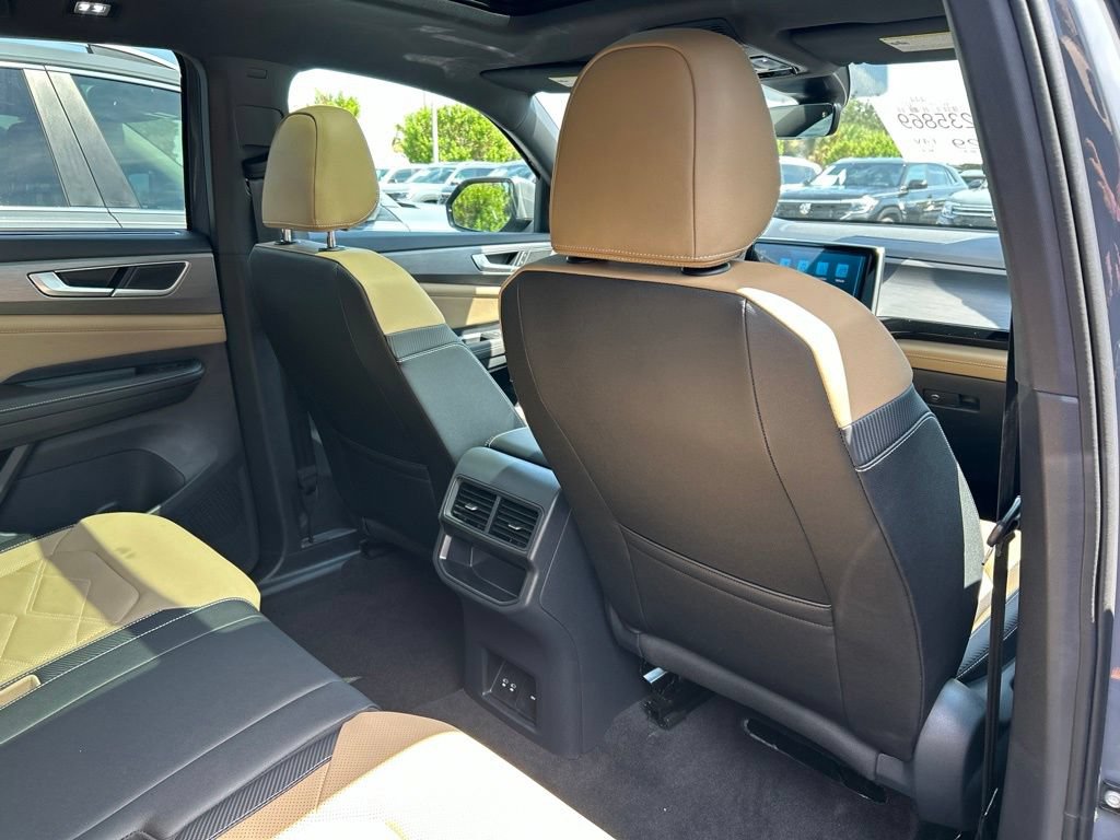 New 2026 Volkswagen Atlas Cross Sport SE FWD image 47