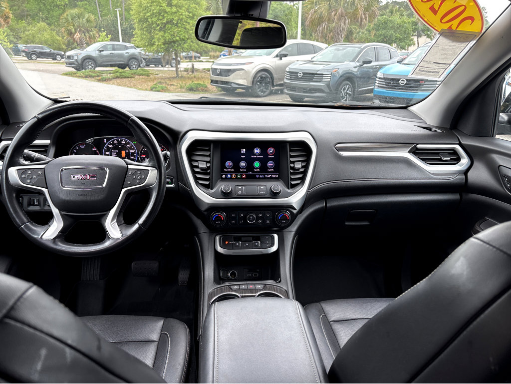 Used 2020 GMC Acadia SLT w/ Driver Alert Package II image 4