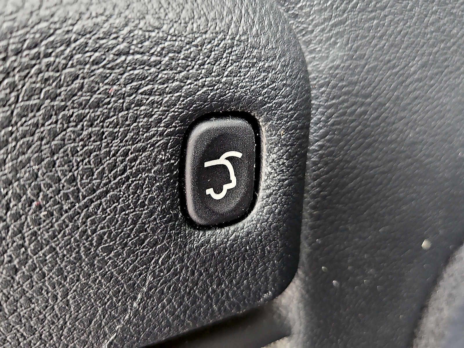 Used 2020 Jeep Grand Cherokee Limited AWD/4WD image 29